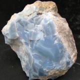 Ópalo<br />Opal Butte, Condado Morrow, Oregon, USA<br />49 x 40 x 42 mm.<br /> (Autor: José Luis Zamora)