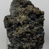 Aikinita, Siderita y Calcopirita.Julcani Mine, Julcani District, Angaraes Province, Huancavelica Department, Peru70x50 mm. (Autor: Jesus Franquesa Baucells)