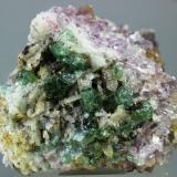Elbaita (variedad verdelita)<br />Minas Gerais, Brasil<br />55x45x35 mm.<br /> (Autor: Juan Espino)
