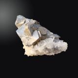 ArsenopiritaMina el Tajo, Hidalgo del Parral, Municipio Hidalgo del Parral, Chihuahua, México5.0 cm X 3.8 cm X 3.0 cm. (Autor: jesus salinas)