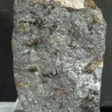 Cobaltita<br />Zona Cobalt, Región Cobalt-Gowganda, Distrito Timiskaming, Ontario, Canadá<br />3,5 x 4,5 x 3 cm.<br /> (Autor: Felipe Abolafia)