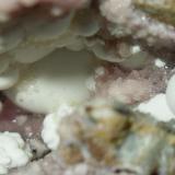 Calcita cobaltifera, calcitaSolita Mine, Peramea, Baix Pallars, Comarca Pallars Sobirà, Lérida / Lleida, Catalonia / Catalunya, Spain3''5 x 2 cm (Autor: phrancko)