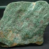 Moscovita (variedad fuchsita)<br />Araçuaí, Vale do Jequitinhonha, Minas Gerais, Brasil<br />113mm - 82mm - 33mm<br /> (Autor: Pedro Naranjo)