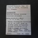 Etiqueta de la thomsonita. Anverso (Autor: Antonio Alcaide)