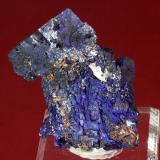 Azurite<br />Red Dome Mine, Chillagoe, Chillagoe-Herberton District, Tablelands Region, Queensland, Australia<br />67 x 40 x 33 mm<br /> (Author: GneissWare)