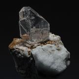 Quartz
Alchuri, Shigar Valley, Skardu District, Baltistan, Gilgit-Baltistan, Pakistan
4.2 x 6.0 x 7.6 cm (Author: am mizunaka)