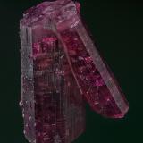 Elbaite
Jonas Mine, Conselheiro Pena, Doce valley, Minas Gerais, Brazil
4.1 cm x 5.2 cm x 2 cm (Author: am mizunaka)