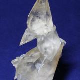 Calcite, Dolomite
Cumberland Mine, Smith County, Tennessee, USA
13.2 x 6.0 cm (Author: Don Lum)