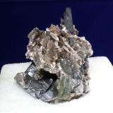 Ferberite, Fluorapatite (Apatite Group), Muscovite
Panasqueira Mine (Couto Mineiro da Panasqueira), Panasqueira, Covilhã, Castelo Branco District, Portugal
6.0 x 5.5 x 5.3 cm
ex Norman E. Dawson (Author: Don Lum)