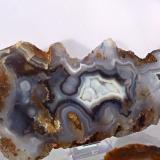 Quartz (var. agate)<br />Techereu Valley, Apuseni Mountains, Alba, Transylvania, Romania<br />H:6 cm x L 10 cm x W 3 cm<br /> (Author: Adrian Pripoae)