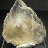 Glauberita<br />Mina Consuelo, Chinchón, Comarca Las Vegas, Comunidad de Madrid, España<br />3 x 3 x 1 cm.<br /> (Autor: Felipe Abolafia)