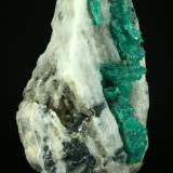 Beryl (variety emerald), Calcite<br />Coscuez mining district, Municipio San Pablo de Borbur, Western Emerald Belt, Boyacá Department, Colombia<br />16x8x7cm<br /> (Author: Fiebre Verde)