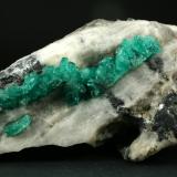 Beryl (variety emerald), Calcite<br />Coscuez mining district, Municipio San Pablo de Borbur, Western Emerald Belt, Boyacá Department, Colombia<br />16x8x7cm<br /> (Author: Fiebre Verde)