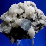 Fluorite, CalciteShangbao Mine, Leiyang, Hengyang Prefecture, Hunan Province, China7.3 x 6.5 cm (Author: Don Lum)