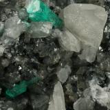 Beryl (variety emerald), Calcite<br />Coscuez mining district, Municipio San Pablo de Borbur, Western Emerald Belt, Boyacá Department, Colombia<br />Detail - FOV=5cm<br /> (Author: Fiebre Verde)