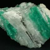 Beryl (variety emerald), Calcite<br />Coscuez mining district, Municipio San Pablo de Borbur, Western Emerald Belt, Boyacá Department, Colombia<br />105x80x60mm<br /> (Author: Fiebre Verde)