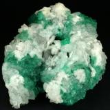 Beryl (variety emerald), Calcite<br />Coscuez mining district, Municipio San Pablo de Borbur, Western Emerald Belt, Boyacá Department, Colombia<br />105x80x60mm<br /> (Author: Fiebre Verde)