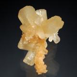 Stilbite-CaAurangabad, Distrito Aurangabad, Maharashtra, India3.4 x 4.4 x 6.0 cm. (Author: crosstimber)