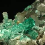 Beryl (variety emerald), Calcite<br />Coscuez mining district, Municipio San Pablo de Borbur, Western Emerald Belt, Boyacá Department, Colombia<br />85x80x60mm - Detail<br /> (Author: Fiebre Verde)