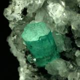 Beryl (variety emerald), Calcite<br />La Pita mining district, Polveros Mine, Municipio Maripí, Western Emerald Belt, Boyacá Department, Colombia<br />80x55x80mm<br /> (Author: Fiebre Verde)