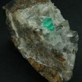 Beryl (variety emerald), Calcite<br />Peñas Blancas Mine, Municipio San Pablo de Borbur, Western Emerald Belt, Boyacá Department, Colombia<br />47x30x35mm<br /> (Author: Fiebre Verde)