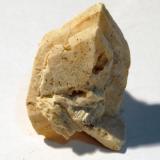 Calcita pseudo GlauberitaCamp Verde, Distrito Camp Verde, Condado Yavapai, Arizona, USAMedidas pieza: 3,5x2,5x2 cm (Autor: Sergio Pequeño)