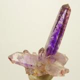 Quartz (var. amethyst)<br />Brandberg area, Erongo Region, Namibia<br />34 x 30 x 25 mm<br /> (Author: Pierre Joubert)