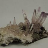 Quartz (var. Amethyst)<br />Cerro de la Concordia, Piedra Parada (Las Vigas), Municipio Tatatila, Veracruz (Veracruz de Ignacio de la Llave), Mexico<br />7.5 x 5.2 x 3.3 centimeters<br /> (Author: Ricardo Melendez)