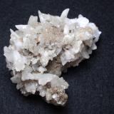 Calcita<br />Mines Can Palomeres, Malgrat de Mar, Comarca Maresme, Barcelona, Cataluña / Catalunya, España<br />6 x 5 x 3 cm<br /> (Autor: karbu8)