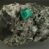 Beryl (variety emerald), Calcite<br />La Pita mining district, Consorcio Mine, Municipio Maripí, Western Emerald Belt, Boyacá Department, Colombia<br />60x80mm<br /> (Author: Fiebre Verde)