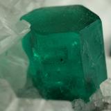 Beryl (variety emerald), Calcite, Parisite<br />Muzo mining district, Western Emerald Belt, Boyacá Department, Colombia<br />70x45x50mm - Detail<br /> (Author: Fiebre Verde)