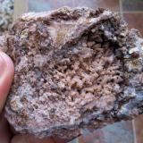 CalcitaMina de San Salvador, Aldea Moret, Cáceres ciudad, Comarca de Cáceres, Cáceres, Extremadura, España9 x 6 cm (Autor: Cristalino)