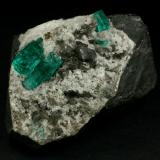 Beryl (variety emerald), Calcite, Pyrite<br />Chivor mining district, El Oriente Mine, Municipio Chivor, Eastern Emerald Belt, Boyacá Department, Colombia<br />55x35x32mm<br /> (Author: Fiebre Verde)