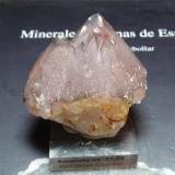Cuarzo (variedad amatista)<br />Cantera del Vértice, Cerro Vértice, Villaviciosa de Córdoba, Comarca Valle del Guadiato, Córdoba, Andalucía, España<br />55x55 mm<br /> (Autor: Ignacio)