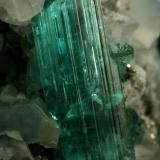 Beryl (variety emerald), Calcite, Pyrite<br />Chivor mining district, Municipio Chivor, Eastern Emerald Belt, Boyacá Department, Colombia<br />40x42x42mm, xl=18mm<br /> (Author: Fiebre Verde)