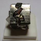 Pirita<br />Ambas Aguas (Ambasaguas), Muro de Aguas, Comarca Arnedo, La Rioja, España<br />25x30 mm<br /> (Autor: Ignacio)