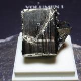 Pirita<br />Mina Huanzala, Distrito Huallanca, Provincia Dos de Mayo, Departamento Huánuco, Perú<br />30x30 mm<br /> (Autor: Ignacio)