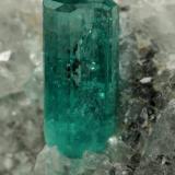 Beryl (variety emerald), Calcite<br />Chivor mining district, Municipio Chivor, Eastern Emerald Belt, Boyacá Department, Colombia<br />65x50x40mm, xl=10mm<br /> (Author: Fiebre Verde)