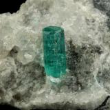 Beryl (variety emerald), Calcite<br />Chivor mining district, Municipio Chivor, Eastern Emerald Belt, Boyacá Department, Colombia<br />65x50x40mm, xl=10mm<br /> (Author: Fiebre Verde)