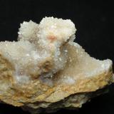 CalcitaVallirana, Comarca Baix Llobregat, Barcelona, Cataluña / Catalunya, España10 x 6 x 5 cm (Autor: karbu8)