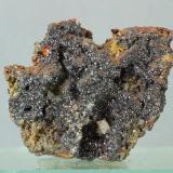 Descloizita<br />Mina da Preguiça, Sobral da Adiça, Moura, Distrito Beja, Baixo Alentejo, Alentejo, Portugal<br />43x30 mm<br /> (Autor: Juan Espino)