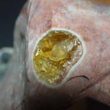 Celestina<br />Afloramientos de sílex, Los Pedreñales, Azaila, Comarca Bajo Martín, Teruel, Aragón, España<br />10x10 mm. tamaño de la geoda<br /> (Autor: Ignacio)