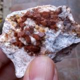 Dolomita<br />Mina Esmeralda, Aldea Moret, Cáceres ciudad, Comarca de Cáceres, Cáceres, Extremadura, España<br />5 x 4 cm<br /> (Autor: Cristalino)