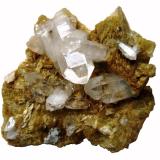 Quartz on siderite<br />Pfannenberger Einigkeit Mine, Salchendorf, Neunkirchen, Siegen-Wittgenstein District, Arnsberg, North Rhine-Westphalia/Nordrhein-Westfalen, Germany<br />Specimen size 4,5 cm<br /> (Author: Tobi)