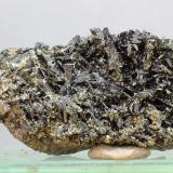 Ferroactinolita<br />Concesión San Carlos, Valuengo, Jerez de los Caballeros, Comarca Sierra Suroeste, Badajoz, Extremadura, España<br />86x43 mm<br /> (Autor: Juan Espino)