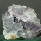 Fluorita<br />La Cabaña, Valdelmar, zona minera de Berbes, Berbes, Ribadesella, Comarca Oriente, Principado de Asturias (Asturias), España<br />40x30 mm<br /> (Autor: Juan Espino)