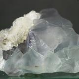 Fluorita<br />La Cabaña, Valdelmar, zona minera de Berbes, Berbes, Ribadesella, Comarca Oriente, Principado de Asturias (Asturias), España<br />50x34 mm<br /> (Autor: Juan Espino)
