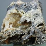 CalcitaCantera Carija, Cerro de Carija, Mérida, Comarca 	Tierra de Mérida - Vegas Bajas, Badajoz, Extremadura, España73x49 mm (Autor: Juan Espino)