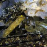 Titanite and Epidote<br />Capelinha, Vale do Jequitinhonha, Minas Gerais, Brazil<br />FOV = 15 mm<br /> (Author: Adrian Pripoae)
