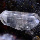 Cerusita.Tsumeb Mine, Tsumeb, Otjikoto Region, NamibiaCampo de visión 4 mm. (Autor: Juan Miguel)